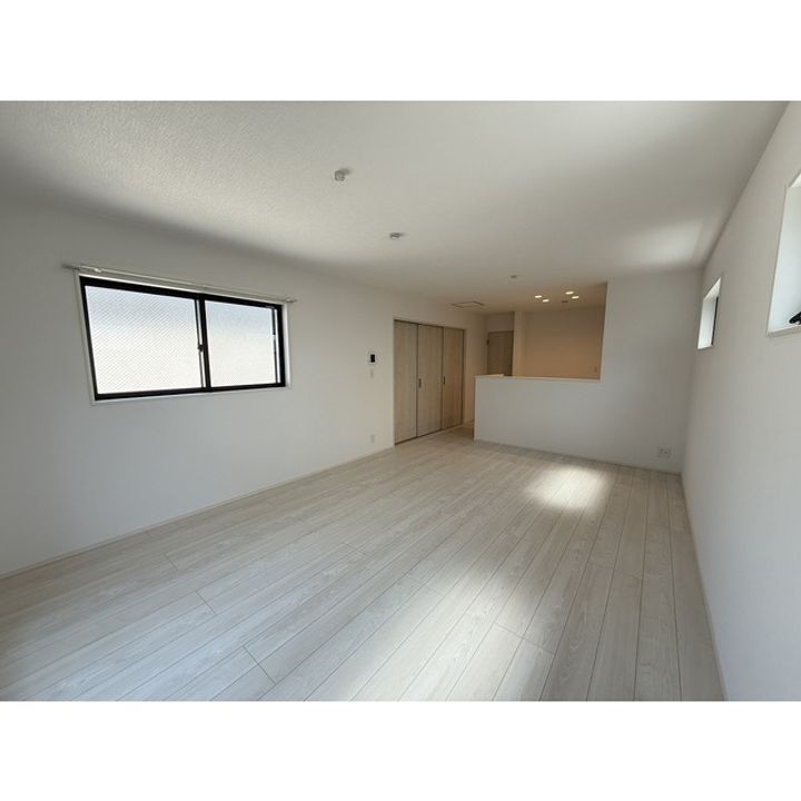 東京都八王子市子安町2(一戸建)の賃貸物件の居間