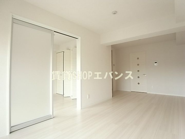 パークワンモア東船橋の居間