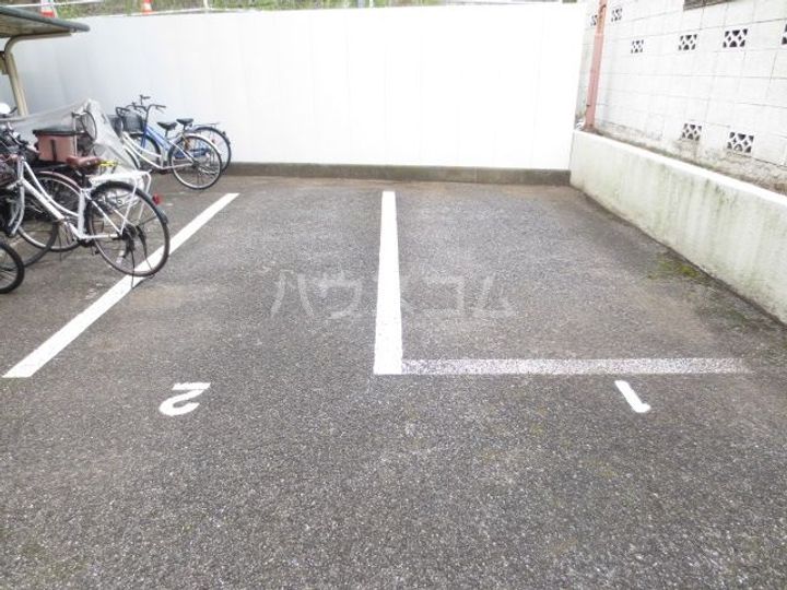 ハセベ椿森コーポの地図