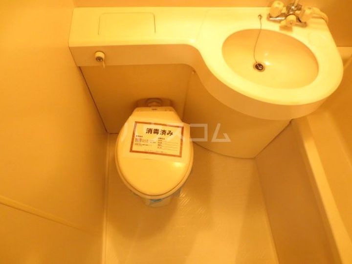 ハセベ椿森コーポの内装