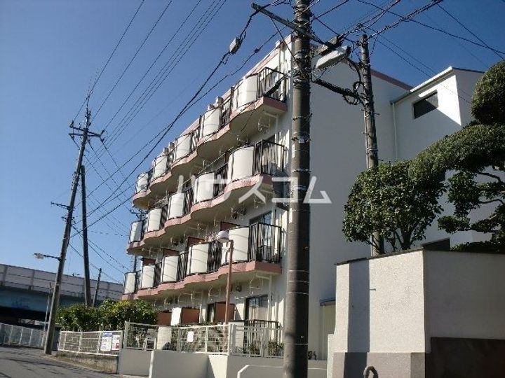 ハセベ椿森コーポの外観