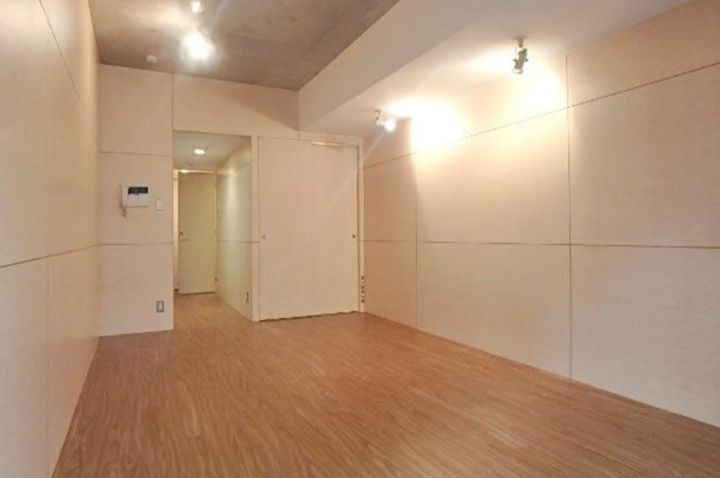 東京都千代田区岩本町3(マンション)の賃貸物件の居間