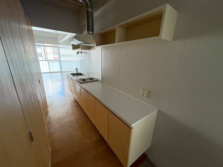 アーバンルーム本川の玄関