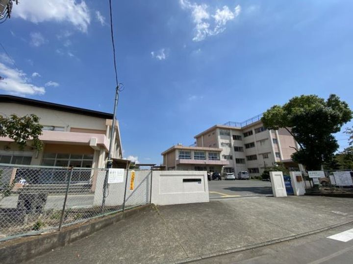 ドリームハイツの周辺