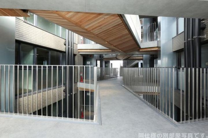京都府京都市下京区西七条北衣田町の賃貸マンションの地図