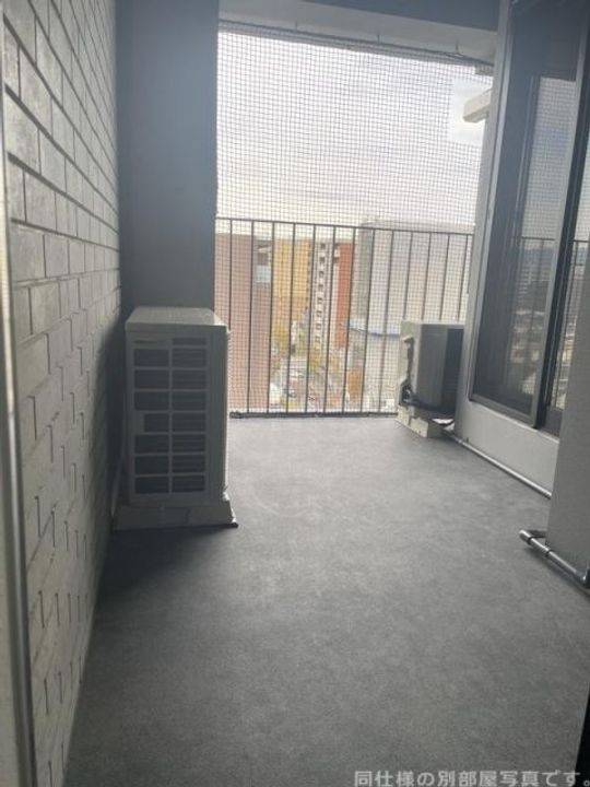 京都府京都市下京区西七条北衣田町の賃貸マンションの内装
