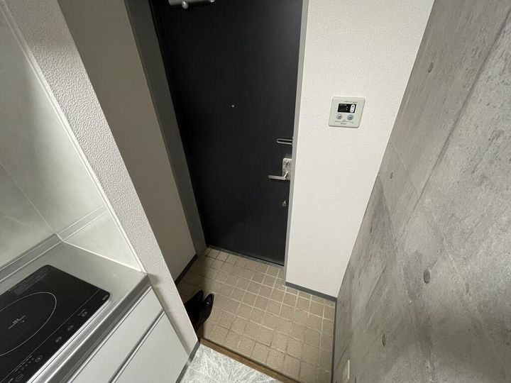 NITTO21 壱番館の玄関