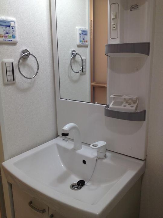 東京都中野区中野2(マンション)の賃貸物件の内装