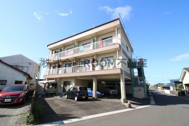 大王ハイツの外観