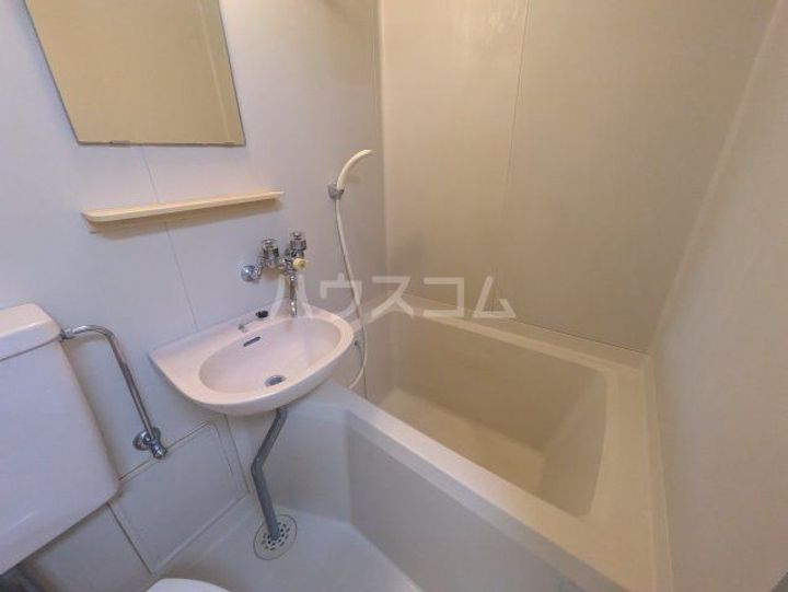 ハウス弦巻の風呂