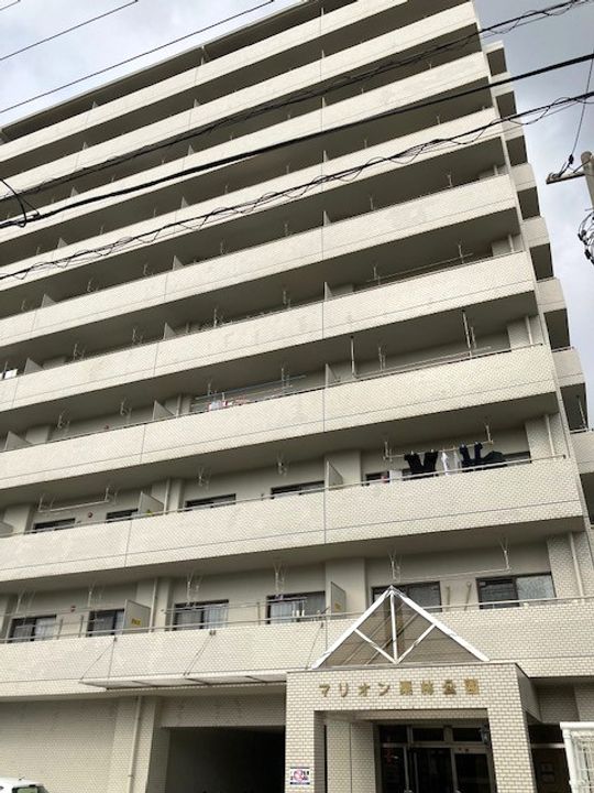 マリオン栗林公園の外観