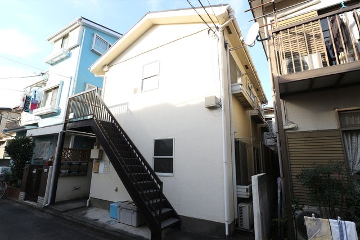 ヒールパイン本町の外観