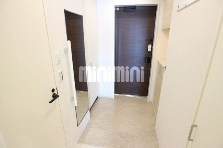 ドッゴミームの内装