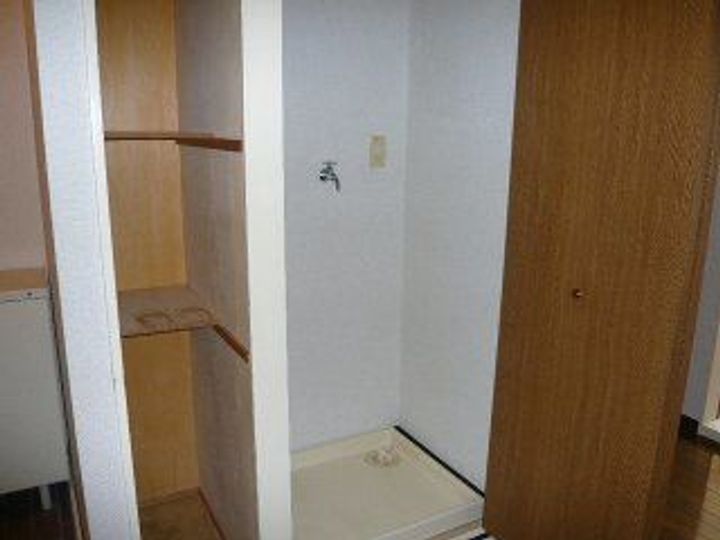 ヴィアーレヤマザキの内装