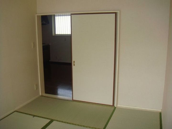 ヴィアーレヤマザキの内装