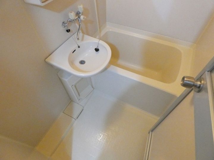 グランジュール北深志の風呂