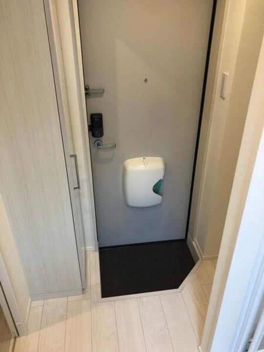 コンフォート千早の玄関