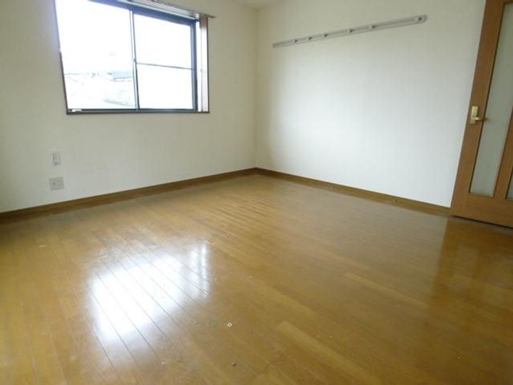 YMハイツの玄関