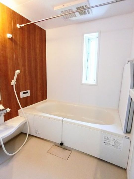 プチ・ヴィラージュAの風呂