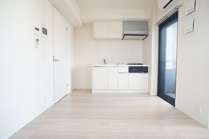 LA CASA OMORIの居間