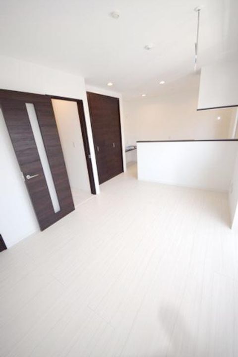 神奈川県横浜市磯子区洋光台1(一戸建)の賃貸物件の居間