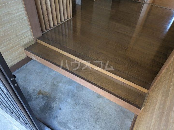 神奈川県小田原市柳新田(一戸建)の賃貸物件の玄関