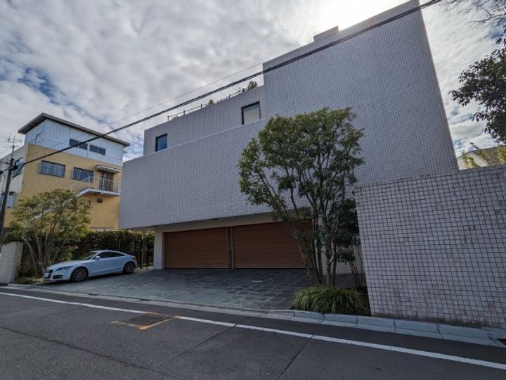 東京都世田谷区深沢4(マンション)の賃貸物件の外観