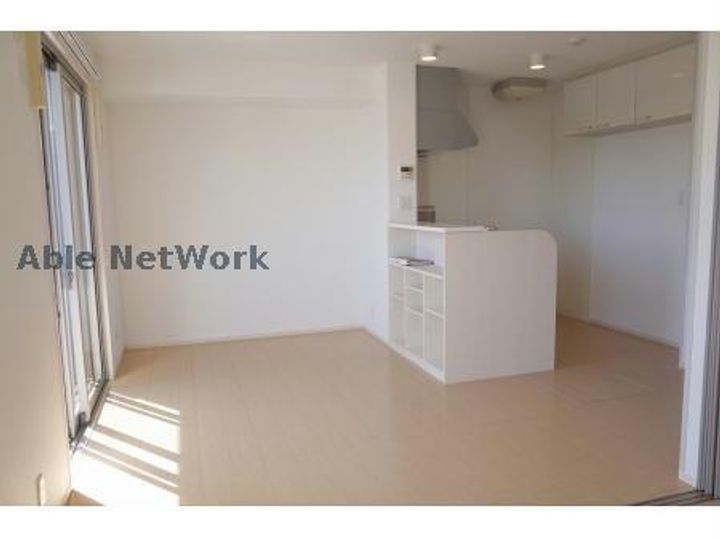 愛知県高浜市八幡町3(アパート)の賃貸物件の居間