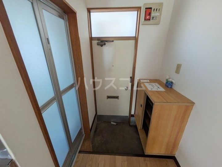 フジコーポ三山の玄関