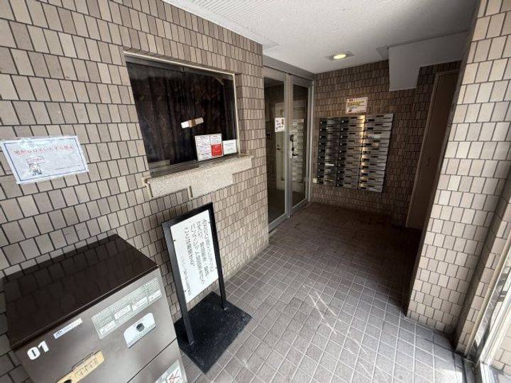 ハイホーム第2綾瀬の地図