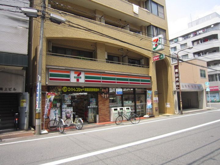 IH7ビルの周辺