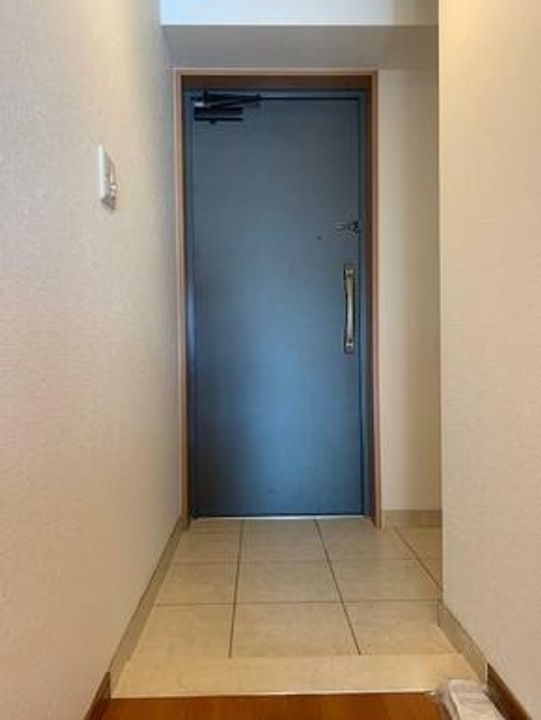 シャトー北条の玄関