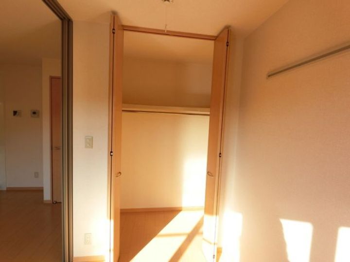 エピナール Eの内装