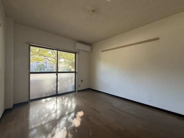 千葉県船橋市本郷町(マンション)の賃貸物件の居間