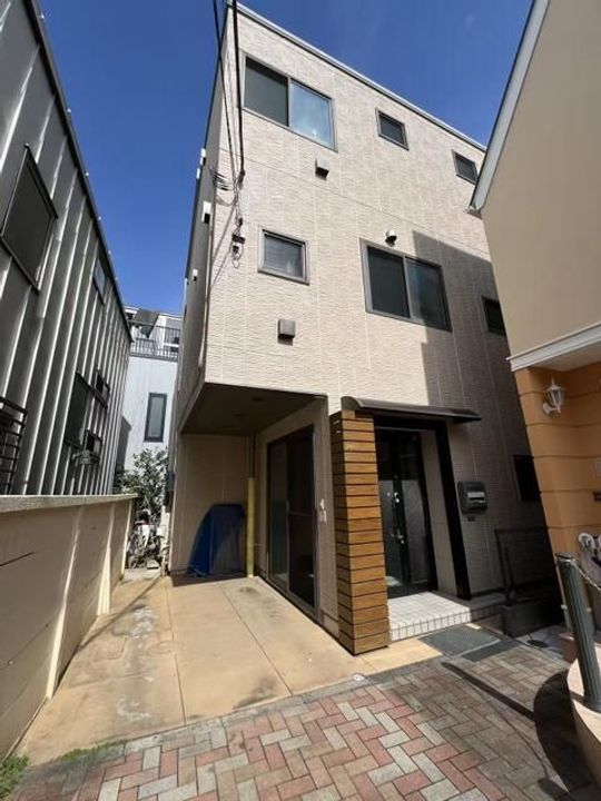 東京都渋谷区神宮前5(一戸建)の賃貸物件の外観