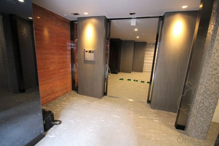 ファーストフィオーレ東梅田の地図