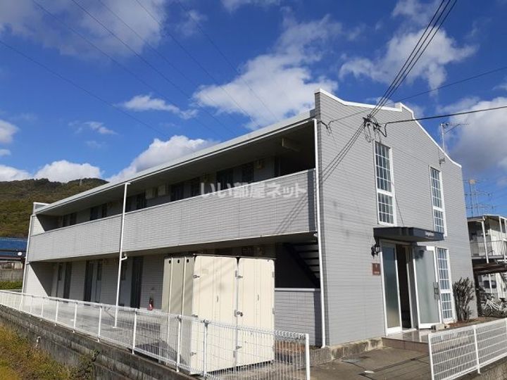 フレーズ弐番館の外観