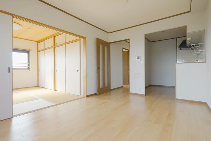 エスペランサ林の居間