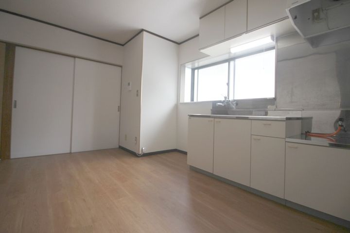 土屋マンションの居間