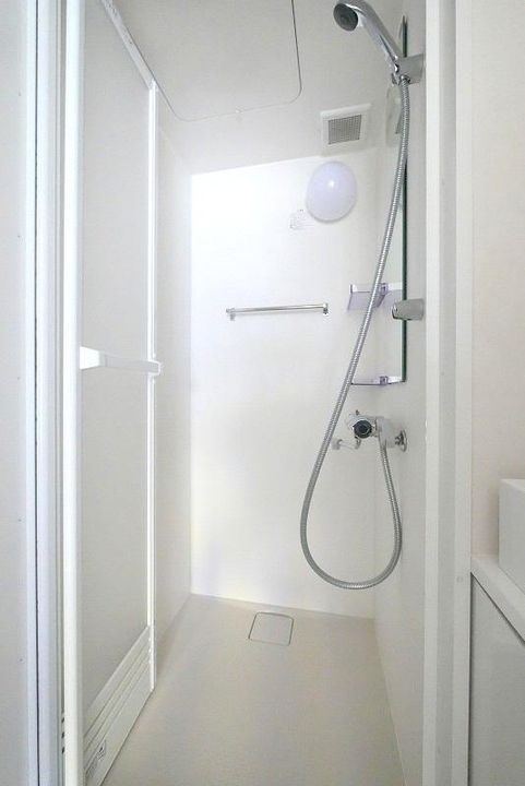 東京都新宿区四谷本塩町(マンション)の賃貸物件の風呂