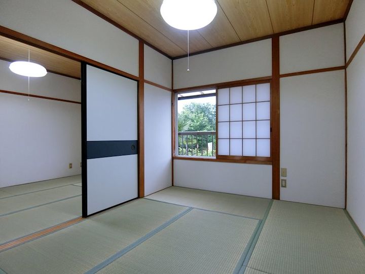 ホワイトハイツのその他画像