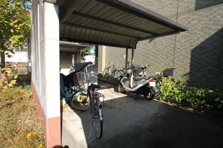 アリュールの地図