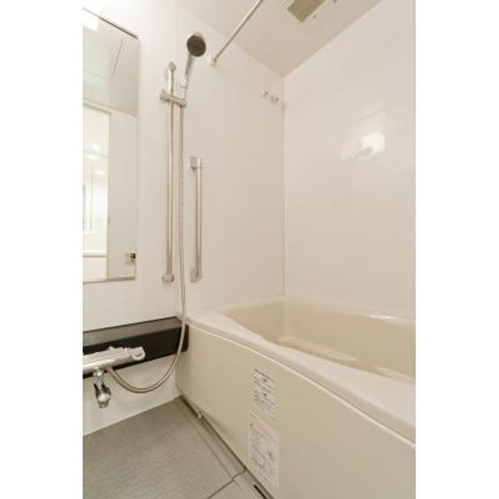 東京都港区南青山6(マンション)の賃貸物件の風呂