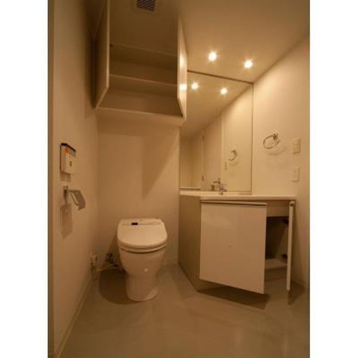 東京都港区南青山6(マンション)の賃貸物件の内装