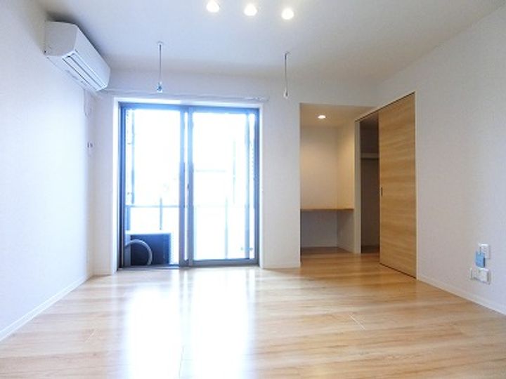 PHARE/ファーレの内装