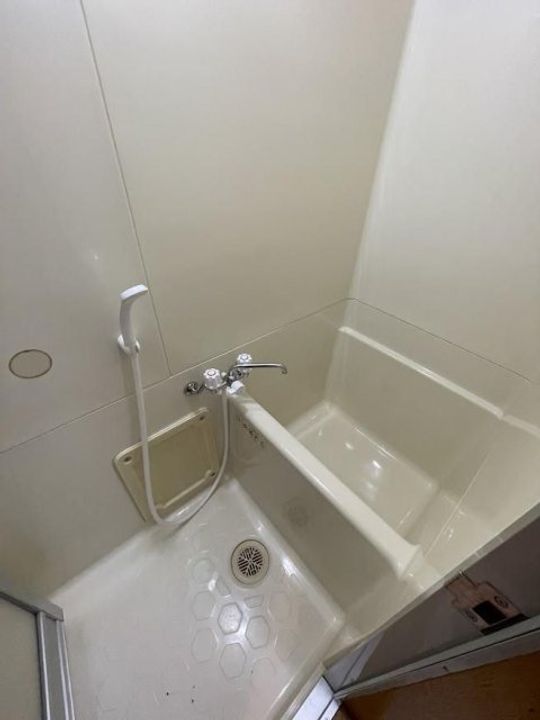 滋賀県高島市今津町桜町1(アパート)の賃貸物件の風呂