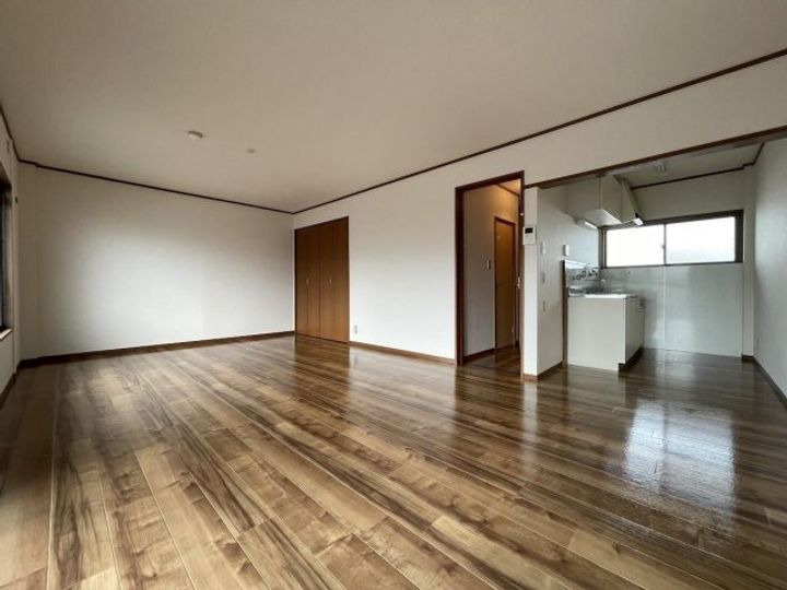 滋賀県高島市今津町桜町1(アパート)の賃貸物件の居間