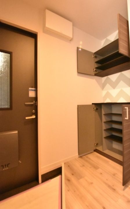 アンジェリークBの玄関