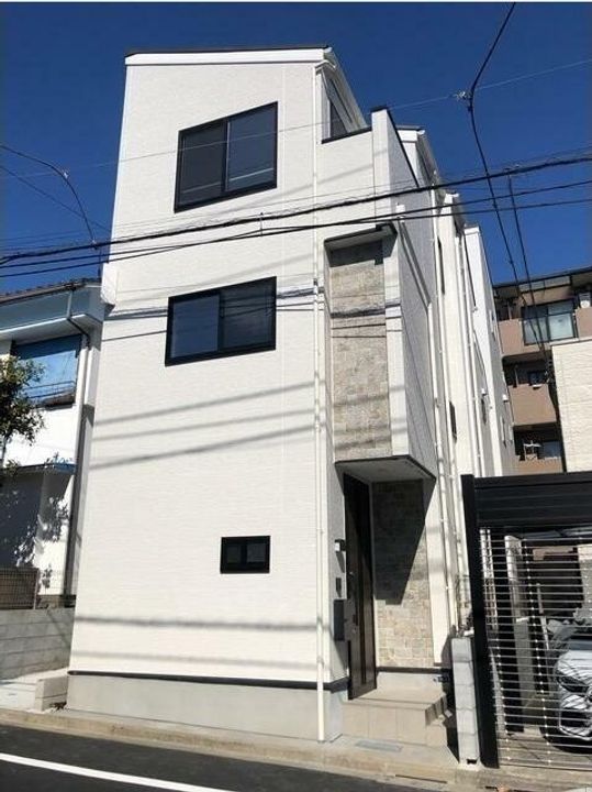 東京都新宿区西落合2(一戸建)の賃貸物件の外観