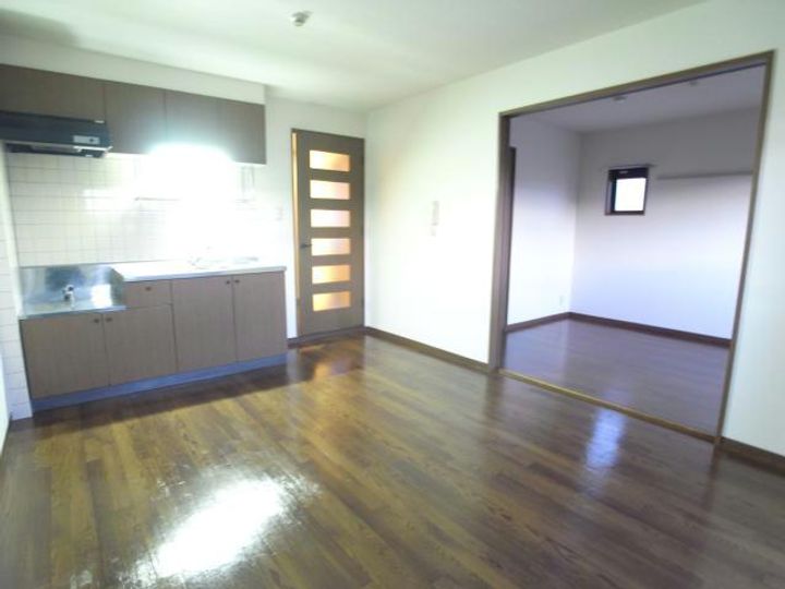 岐阜県羽島市足近町市場(マンション)の賃貸物件の居間